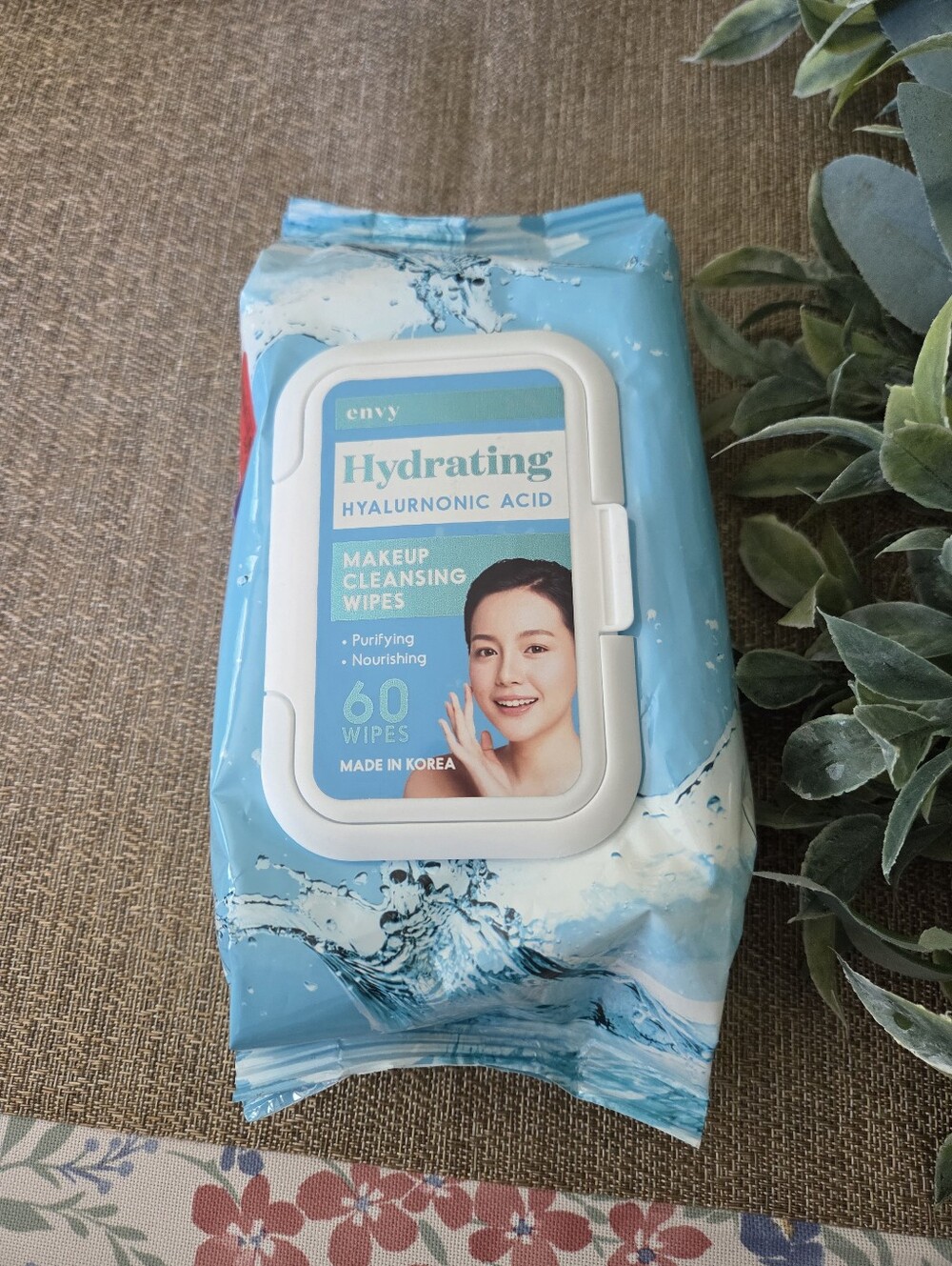 envy Hydrating Hyaluronic Acid Makeup Cleansing Wipes - Light Blue